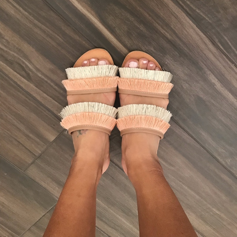 Dolce Vita Haya Fringe Sandal - Picture 3 of 8